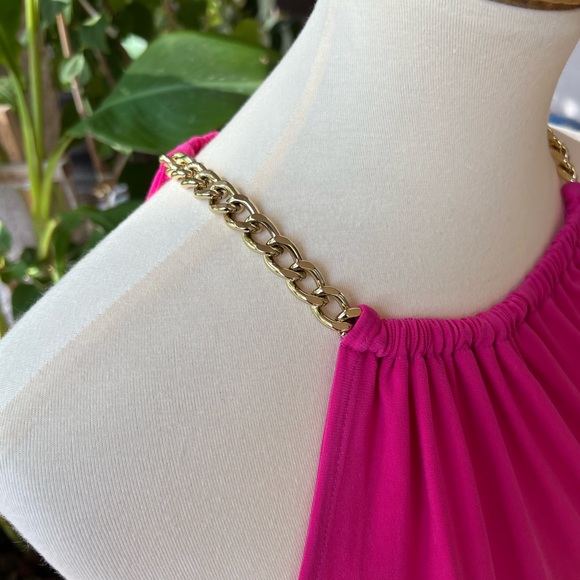 Michael Kors Fuschia halter top with chain neckline - Picture 4 of 9